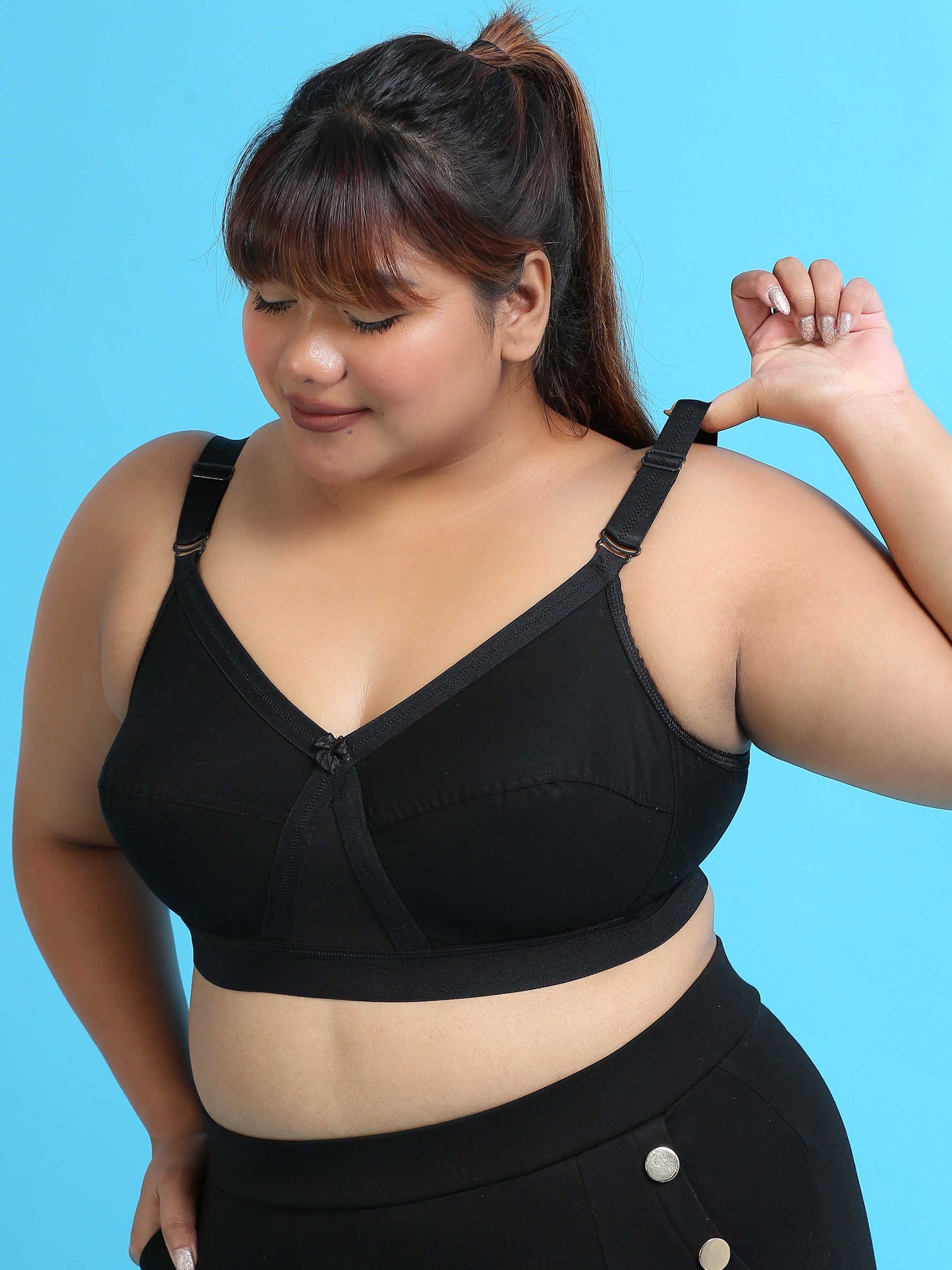 Pearl Black Double Layered Plus Size Bras